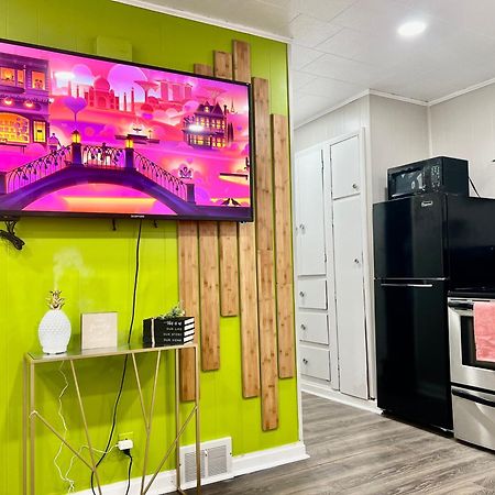 Cozy Buffalo Home-Sleeps 4 Lackawanna Luaran gambar